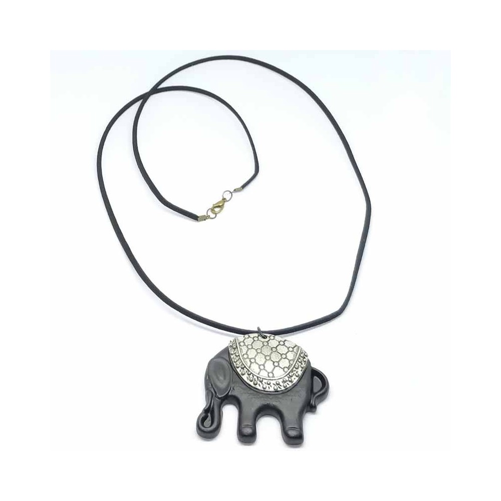 Masquedardos Elephant necklace black cord