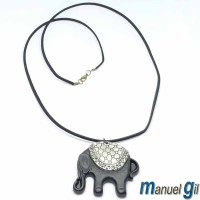 Masquedardos Elephant necklace black cord